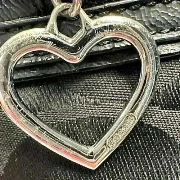 COACH F20026 Black Poppy Daisy Signature Tote - Picture 11 of 14